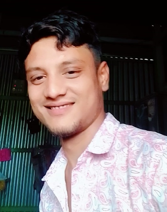 বাবা ইউনিয়নের আওয়ামী লীগের সভাপতি, ছেলে হলো বিয়ে করার আয়নার কারিগর